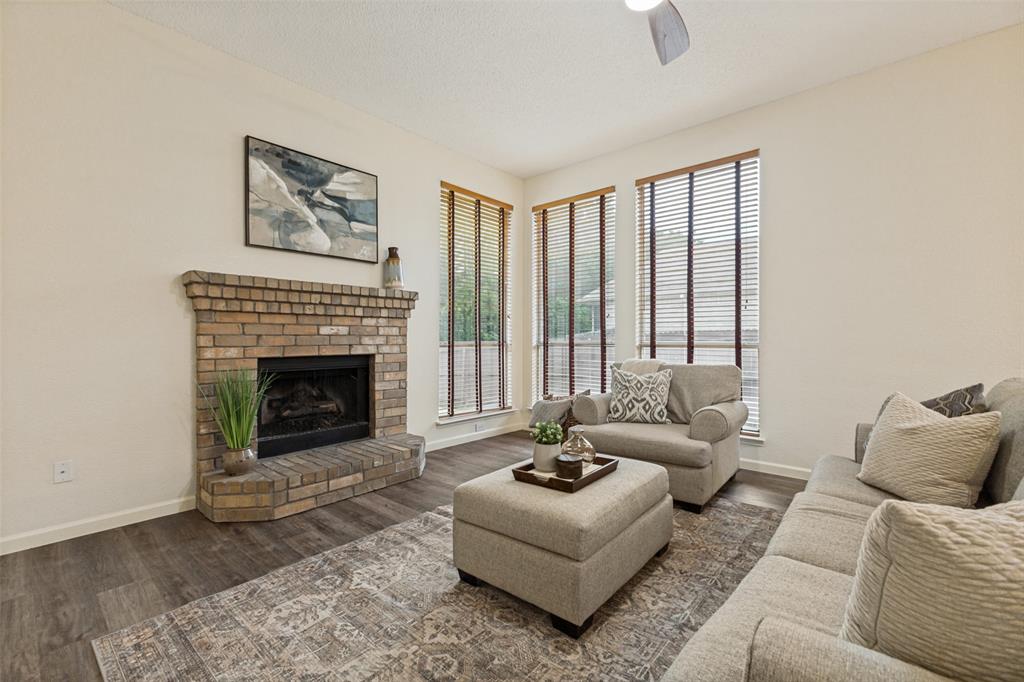 7628 Vista Creek Lane
