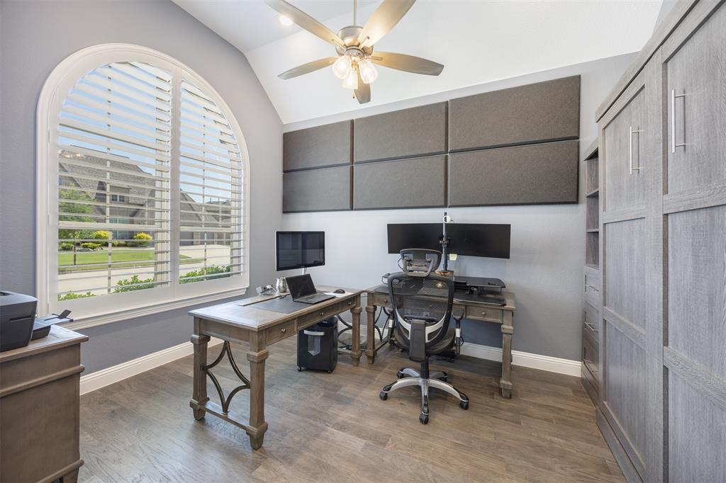 2405 Capitol Place