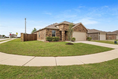 Photo of 1914 Waggoner Drive, Aubrey, TX 76227 (MLS # 21376688)