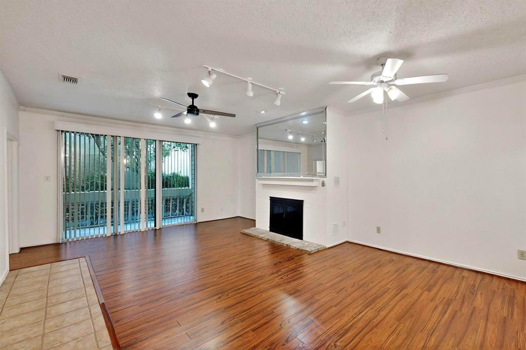 Keller Spgs Condos - Residential