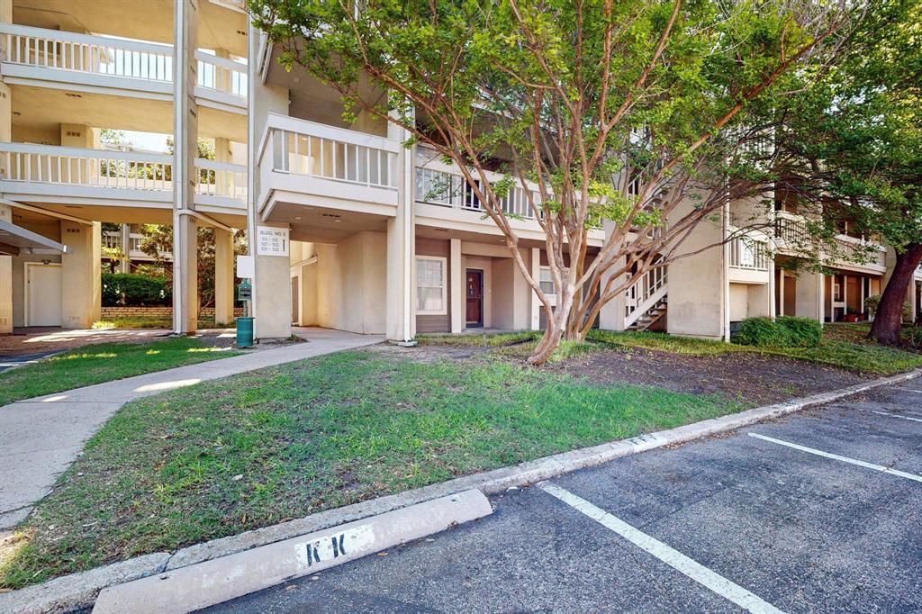 Keller Spgs Condos - Residential