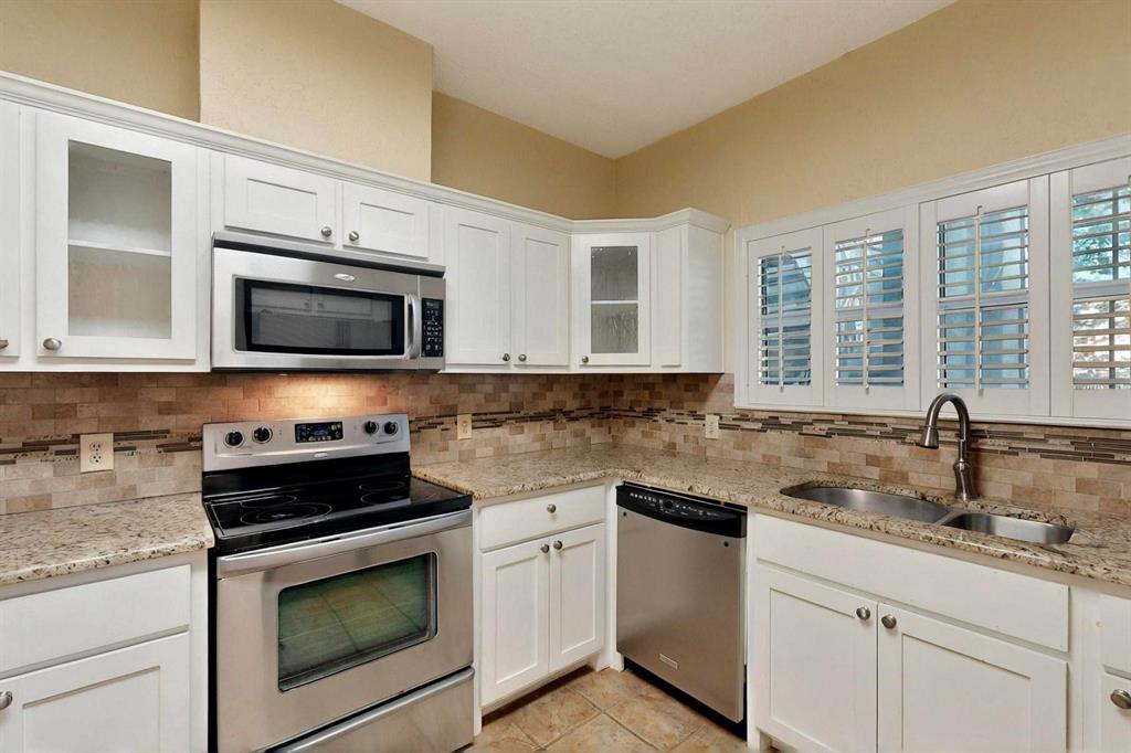 Keller Spgs Condos - Residential