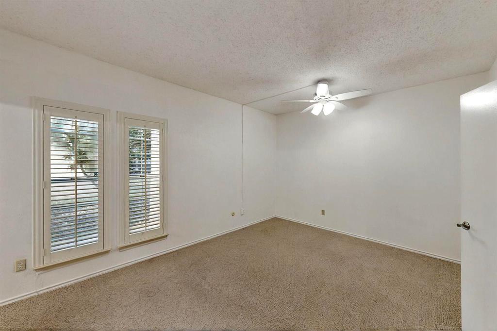 Keller Spgs Condos - Residential