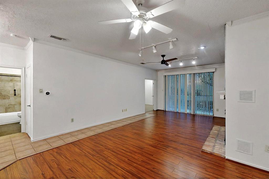 Keller Spgs Condos - Residential