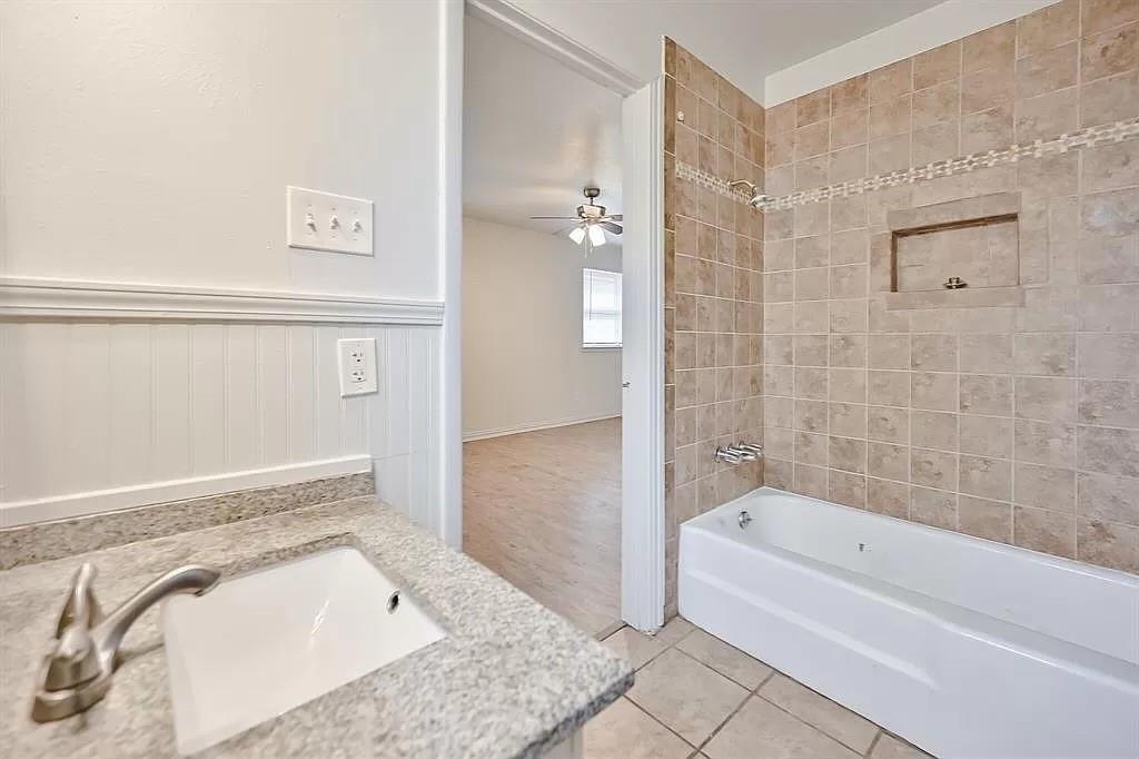 Everman Park Add - Residential Lease