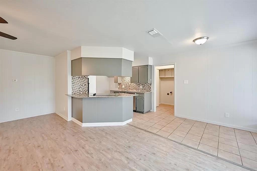 Everman Park Add - Residential Lease