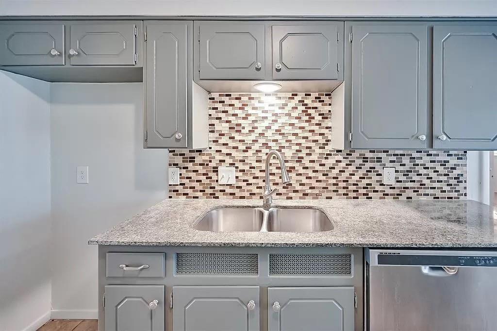 Everman Park Add - Residential Lease