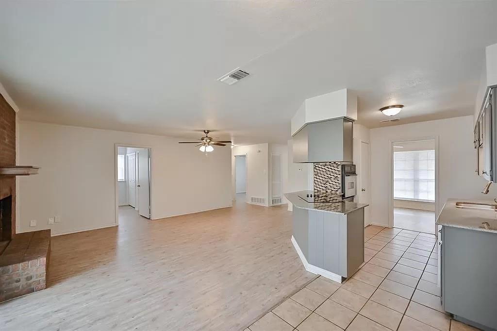 Everman Park Add - Residential Lease