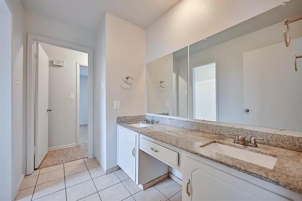 Everman Park Add - Residential Lease