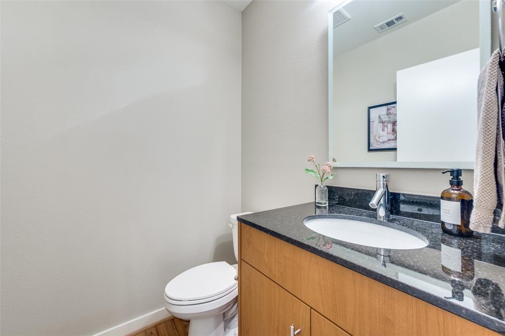 Reserve Utsw Condos - Residential