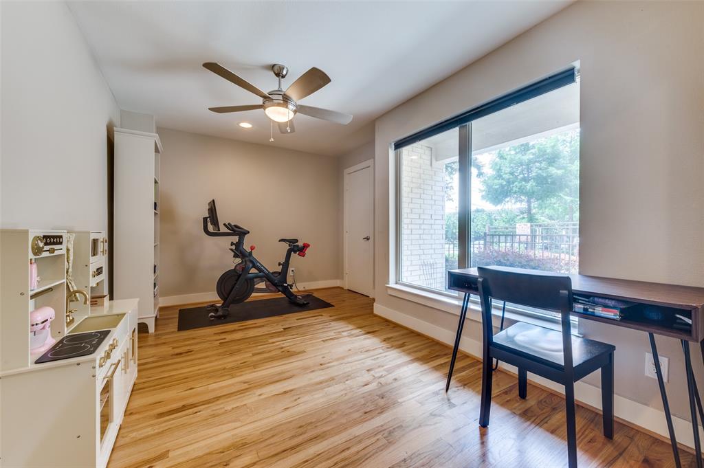 Reserve Utsw Condos - Residential