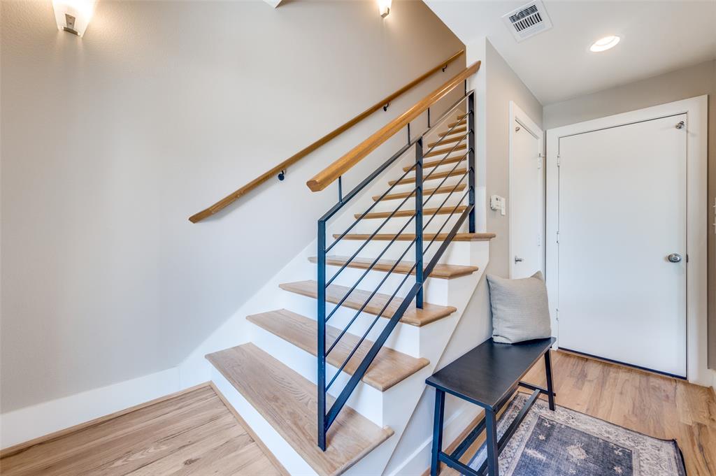 Reserve Utsw Condos - Residential