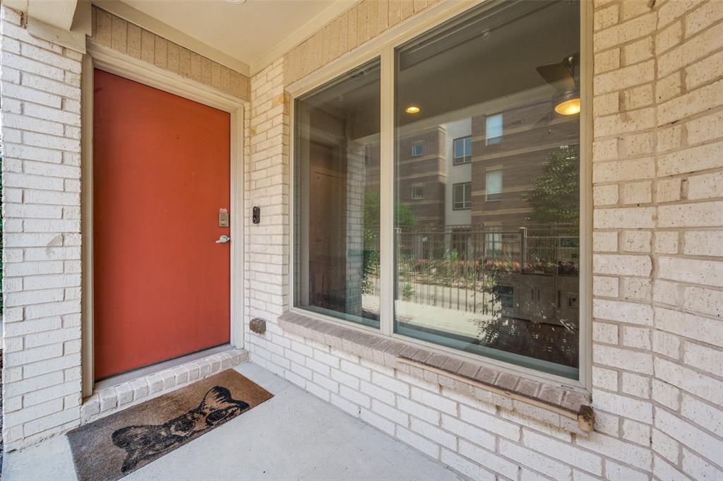 Reserve Utsw Condos - Residential