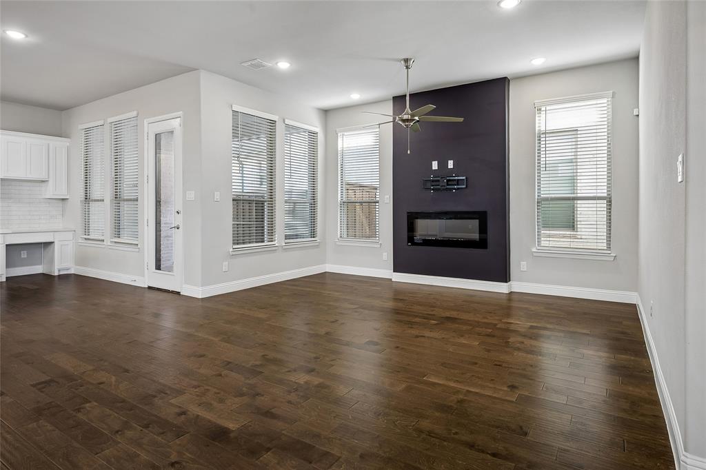 4862 Campbell Cove