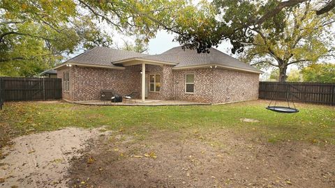 A home in Alvord