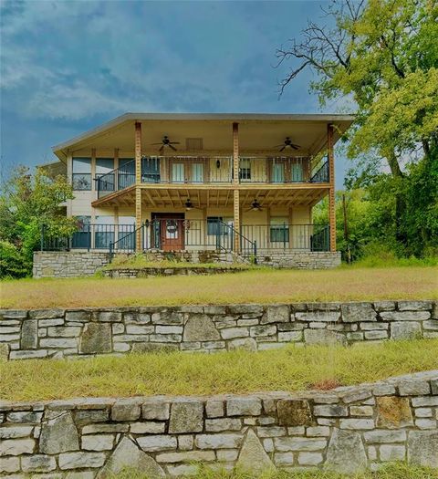 A home in Granbury