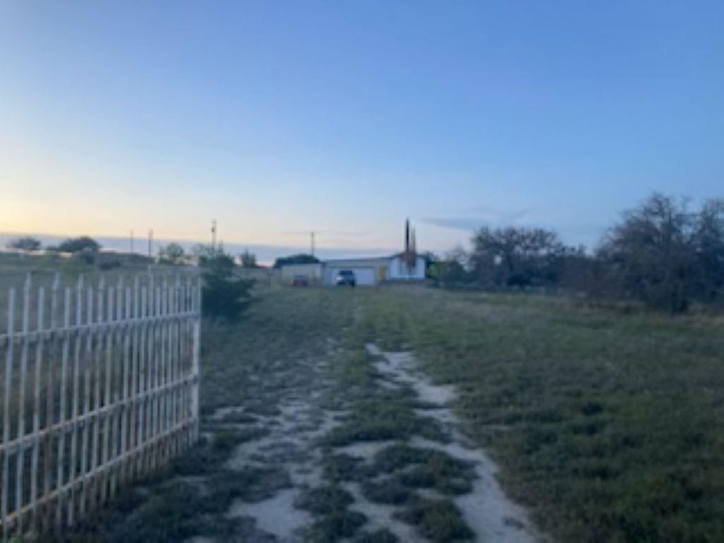 A01640 Folts  A J FR acres - Residential