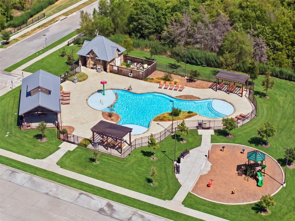 1335 Black Canyon Avenue