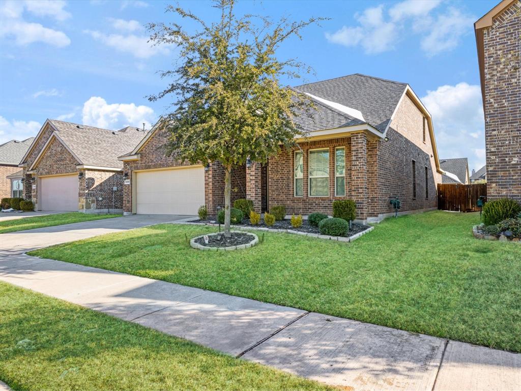 2109 Lake Hawthorne Trail