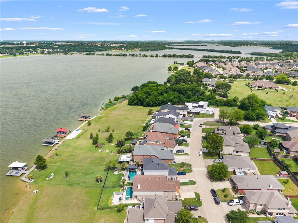 Vue Du Lac Rep - Residential