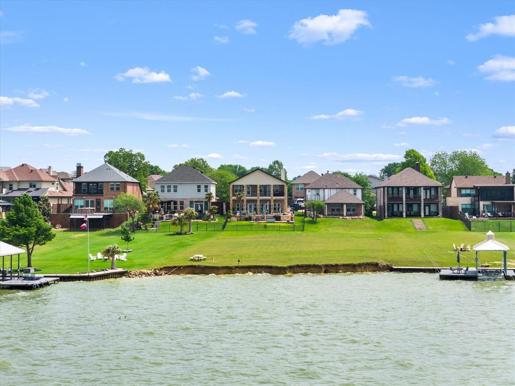 Vue Du Lac Rep - Residential
