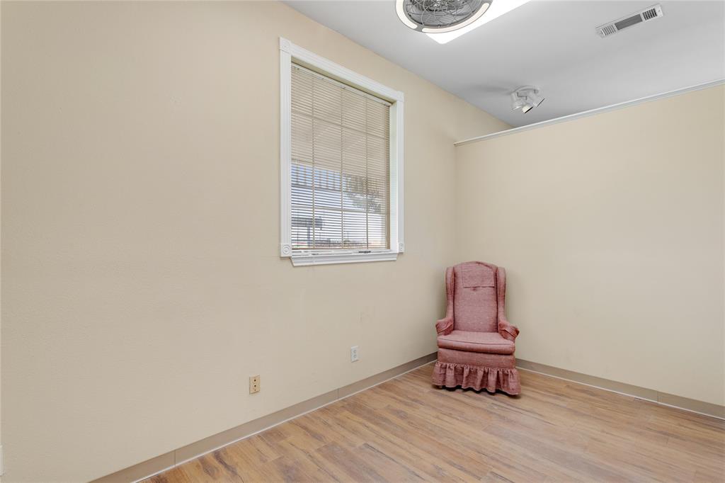 Hix Add - Commercial Lease