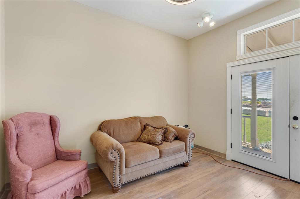 Hix Add - Commercial Lease