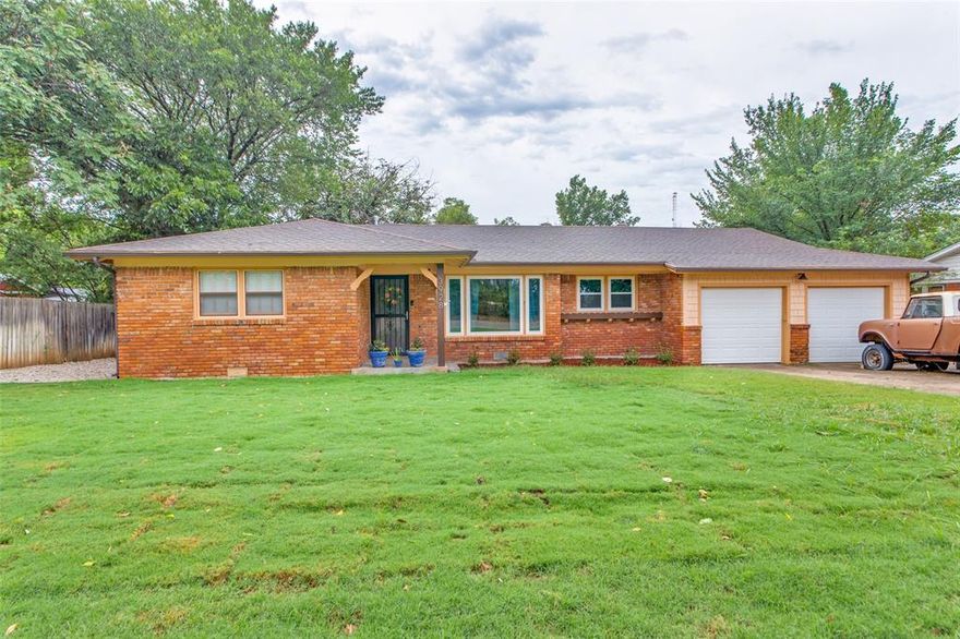 This beautiful and spacious 5 bed 3 bath one story Mid Century style home sits on an oversized lush lot, situated between mature trees. Conveniently located to pretty much every major access point you'd need in the metroplex, ten minutes from downtown Fort Worth, and 30 minutes from downtown Dallas. This home features a versatile open floor plan with beautiful hard wood floors, a new HVAC, new garage doors, several new windows, large rooms, fresh landscaping and sod. Menzer dead ends on both sides, to cut down on traffic and noise. You won't find many one story homes this size in such well kept condition. Schedule a showing today!