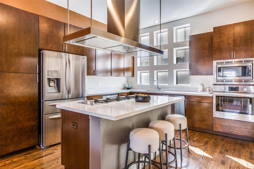 HAWTHORNE STREET TOWNHOMES - Residential