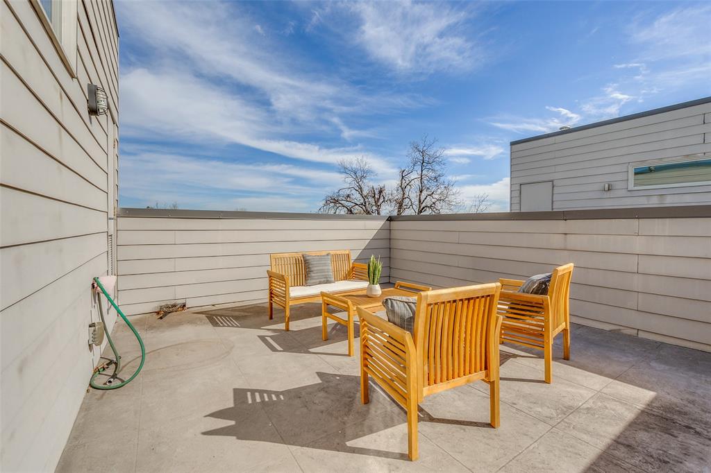 HAWTHORNE STREET TOWNHOMES - Residential