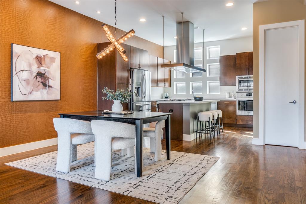 HAWTHORNE STREET TOWNHOMES - Residential