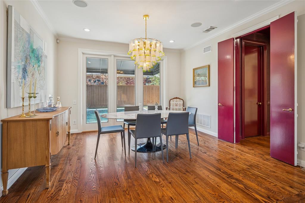 Lavendale Circle - Residential