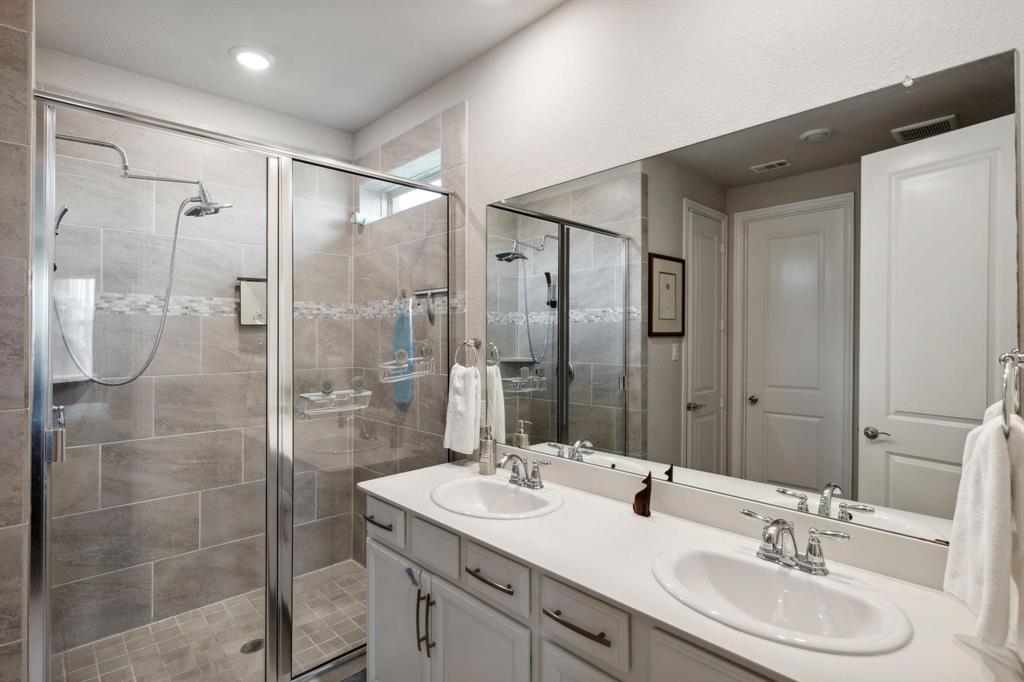 Enclave Northgate - Residential