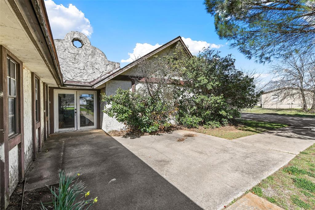 C CHANEY - Commercial Sale