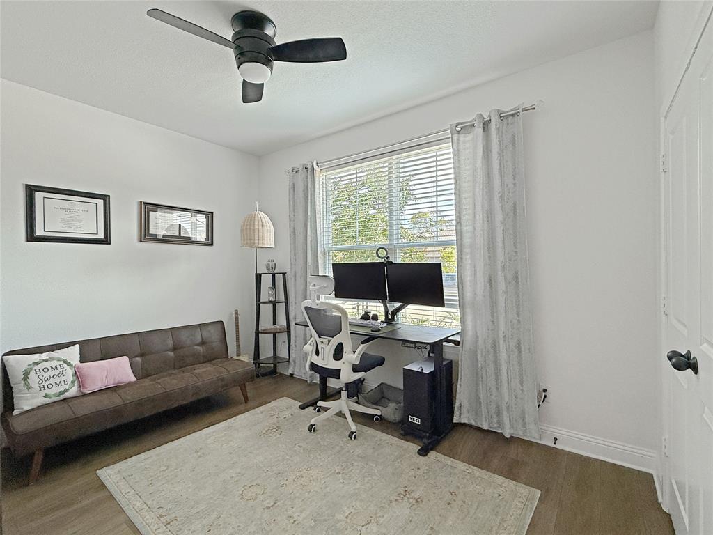 Courts Of Bonnie Brae - Residential