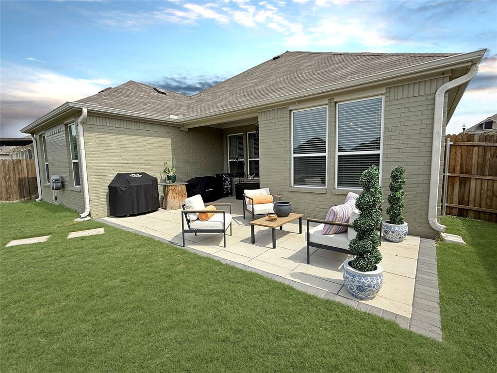 Courts Of Bonnie Brae - Residential