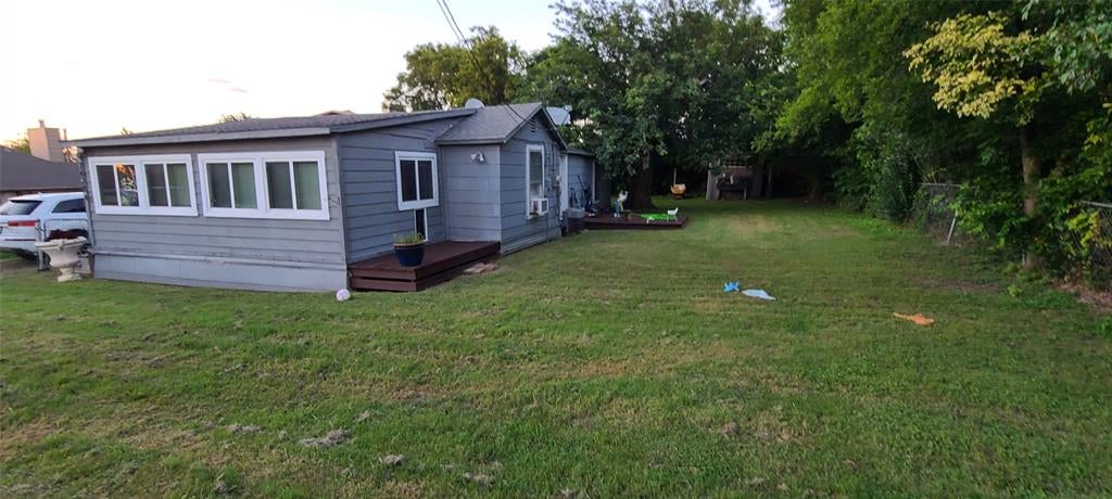Photo of 7628 Lakeview Drive, The Colony, TX 75056 (MLS # 21306882)