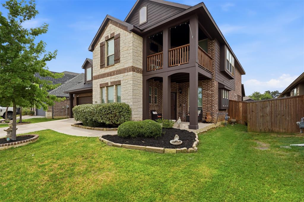 1112 Bear Oak Drive