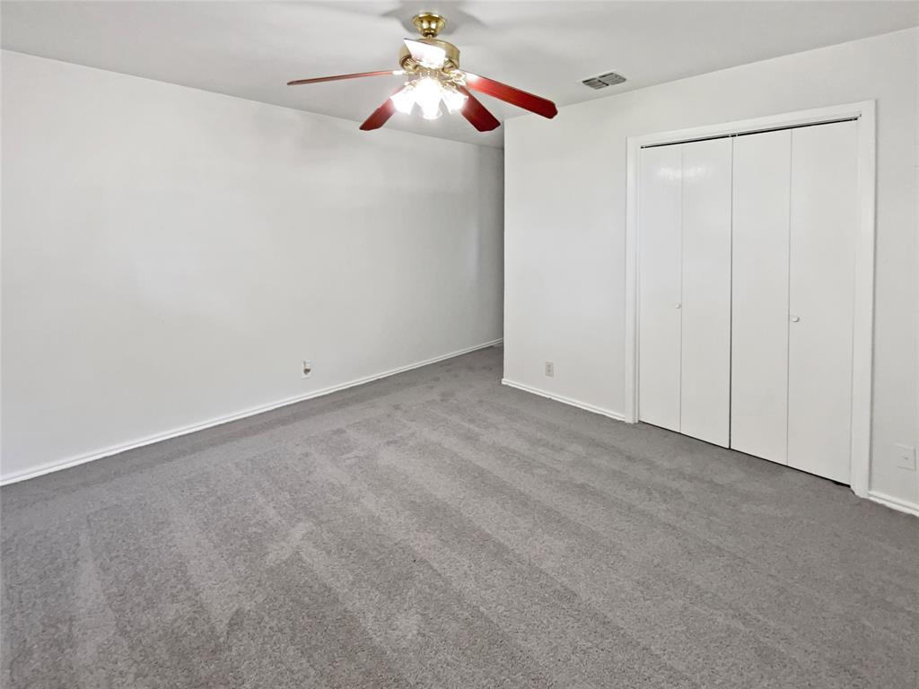 Colonial Ac #3 - Residential