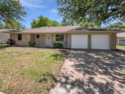 103 Comanche Court Waxahachie TX 75165