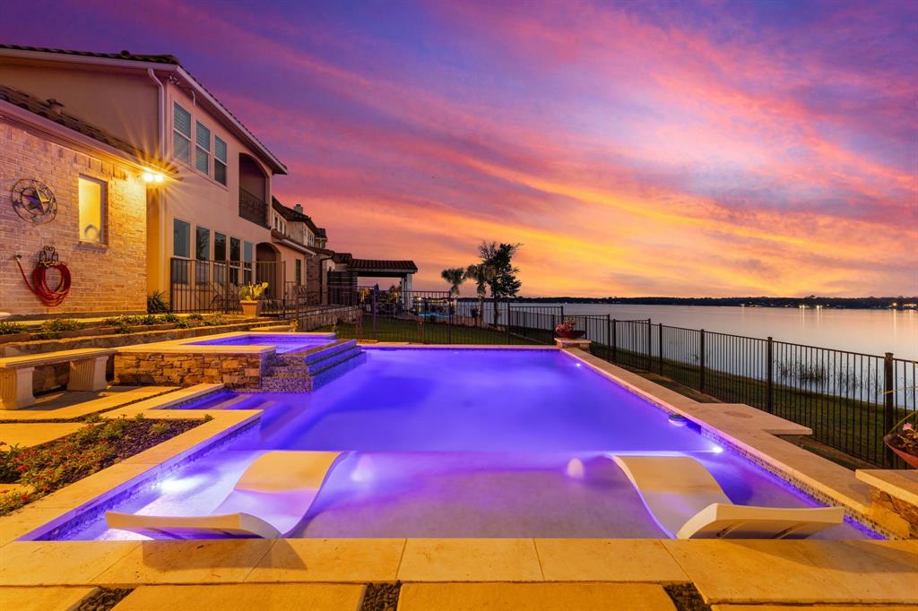 Resort On Eagle Mountain Lake - Residential
