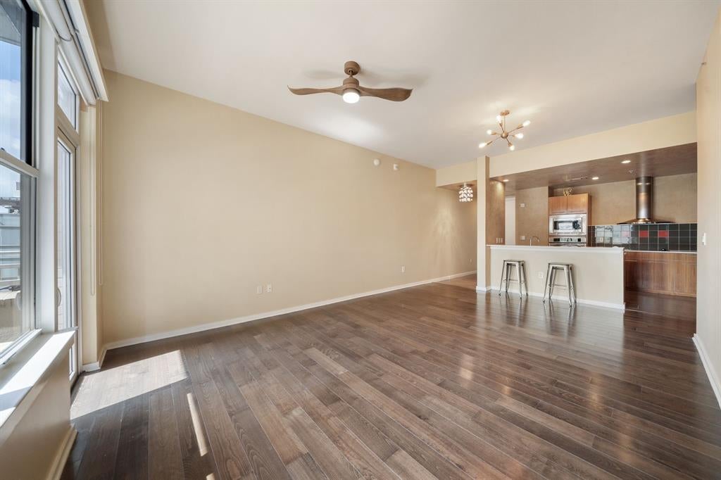 2323 N Houston Street 310