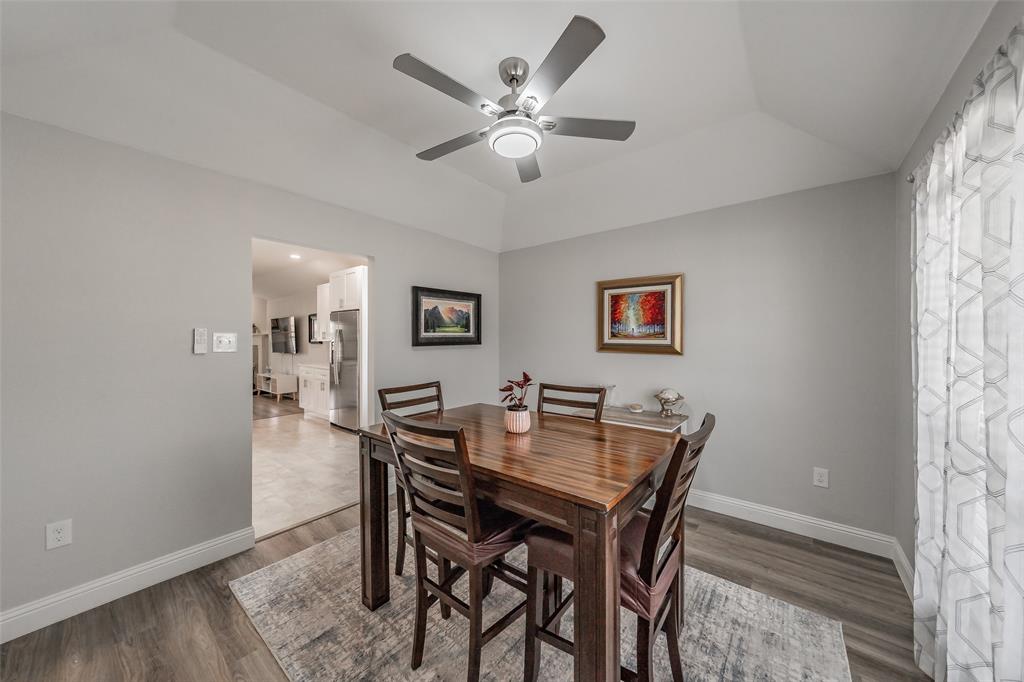 445 Vista Way Drive