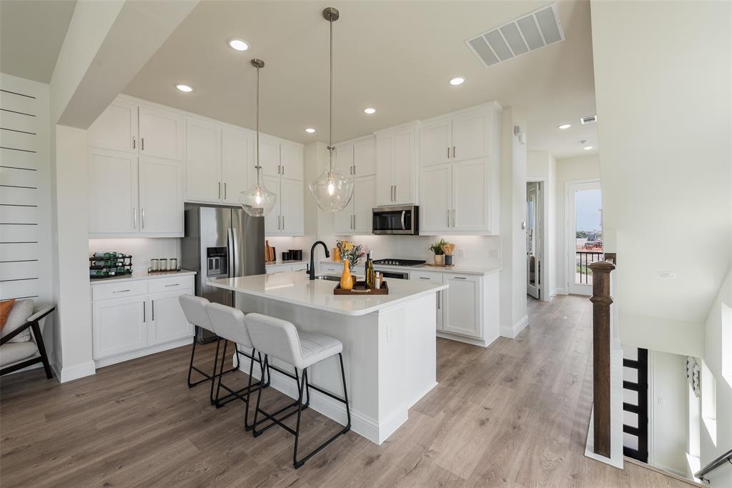 2233 Fort Bliss Street