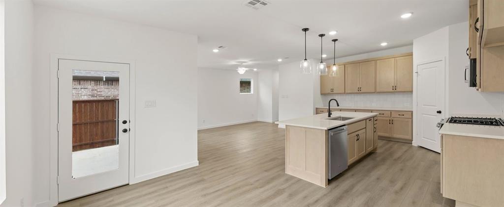 Creekview Fossil Ridge - Residential