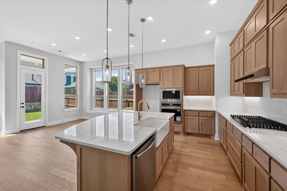 1557 Thicket Hill Drive
