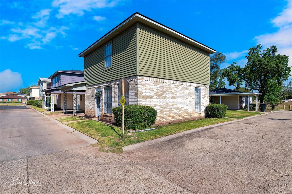 119 Carriage Square Drive