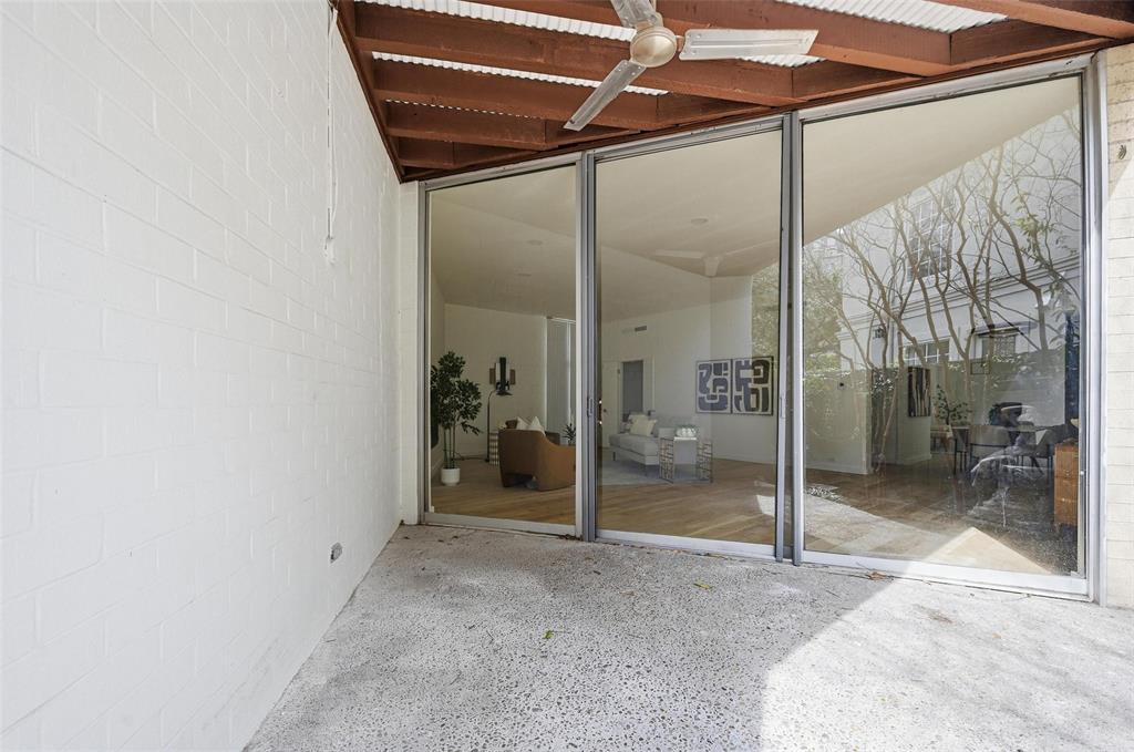 Holland Condo 3718 - Residential