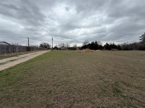 353 County Road 1260 Decatur TX 76234