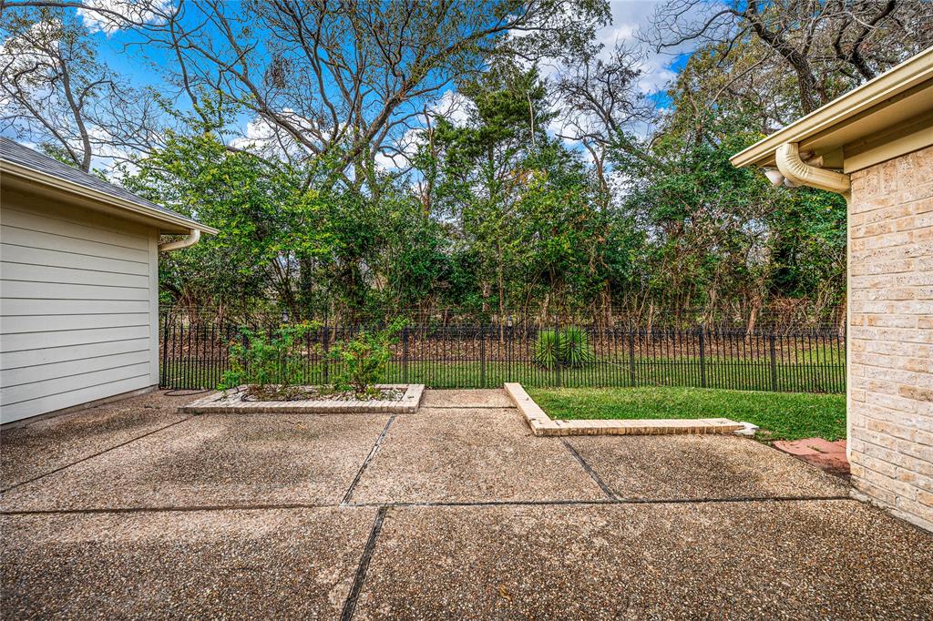 Chimney Hill - Residential